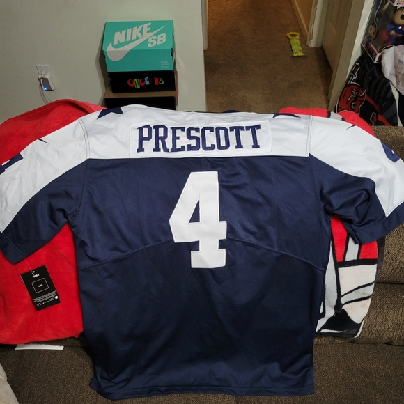 Bundle of jerseys.. sizes vary - Picture 2 of 5